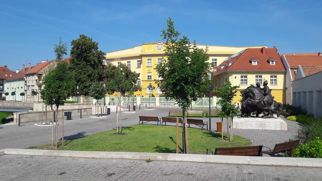 Orchidea Apartman Eğri Dış mekan fotoğraf